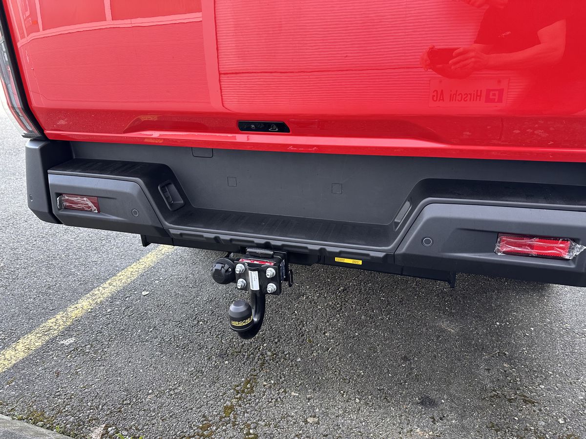 AHK mit Variobloc Basisplatte - Maxus e-Terron 9 Pickup, 11.24-