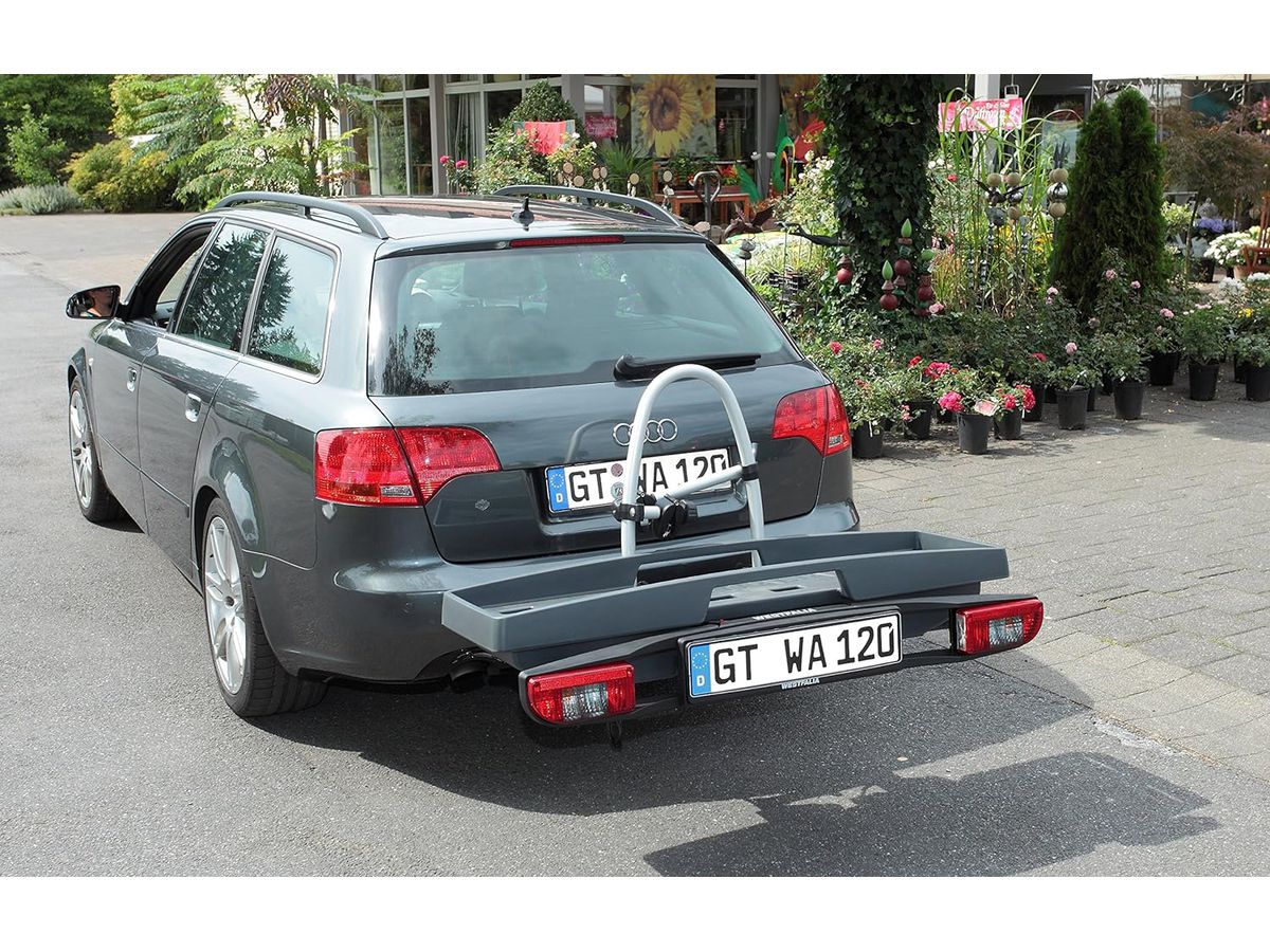 Plate-forme pour le transport de - marchandise sur le porte-vélo