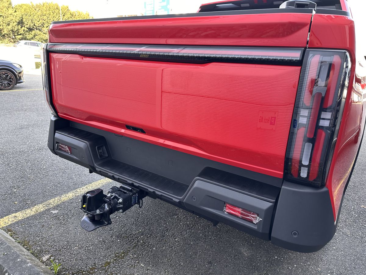 AHK mit Variobloc Basisplatte - Maxus e-Terron 9 Pickup, 11.24-