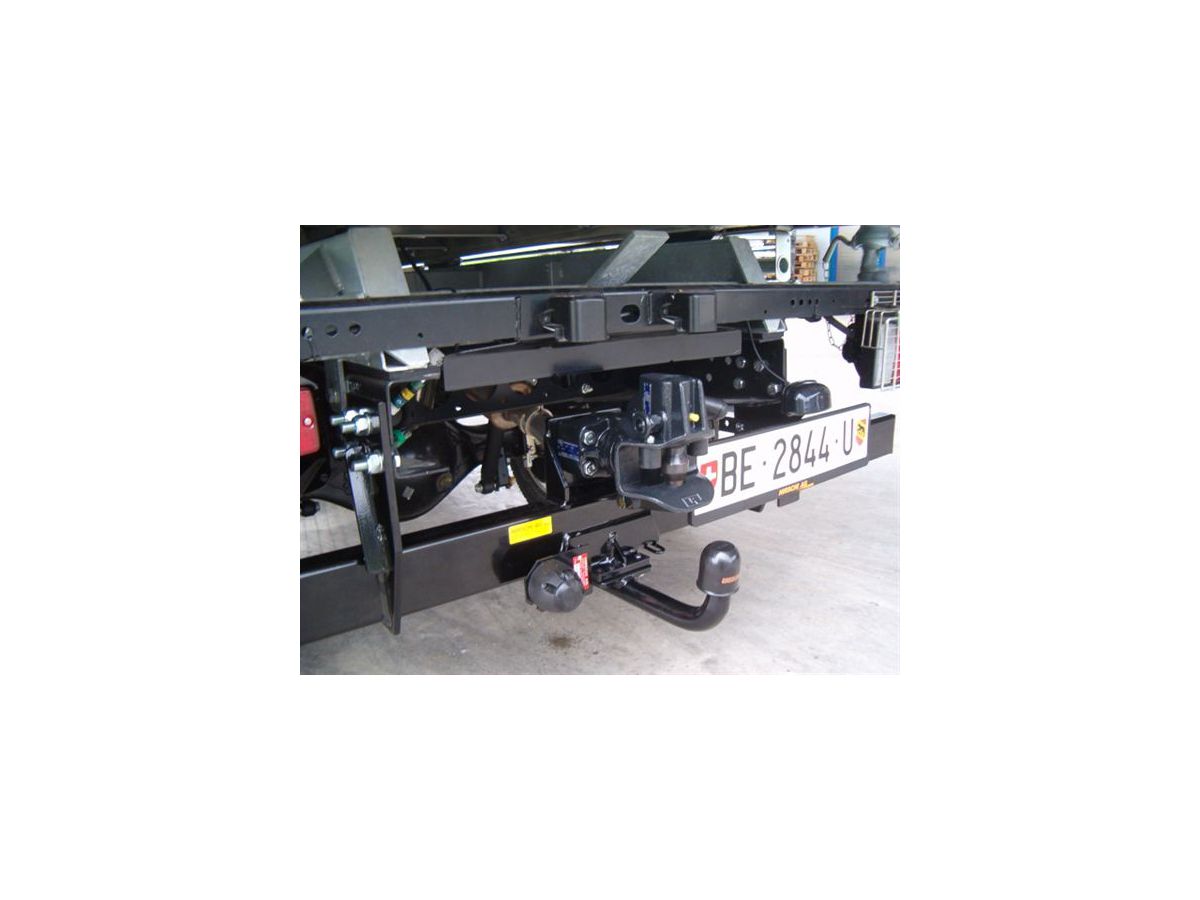 Attelage avec boule et Rockinger RO*240 - Isuzu NKR, NLR