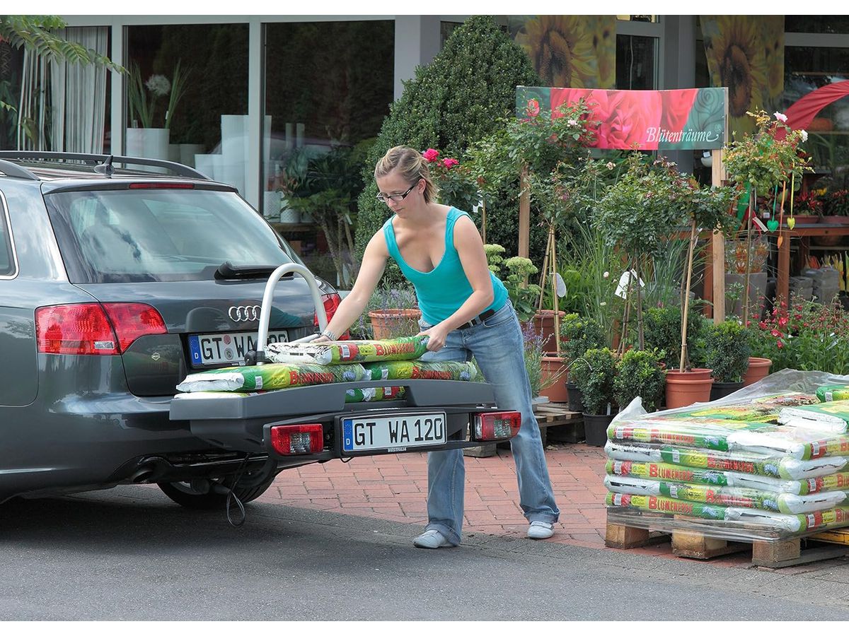 Plate-forme pour le transport de - marchandise sur le porte-vélo